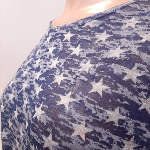 3/$20 CHERISH Slouchy Burnout Tee Sheer Star Print Tie Hem Short Sleeve Top - Picture 5 of 11